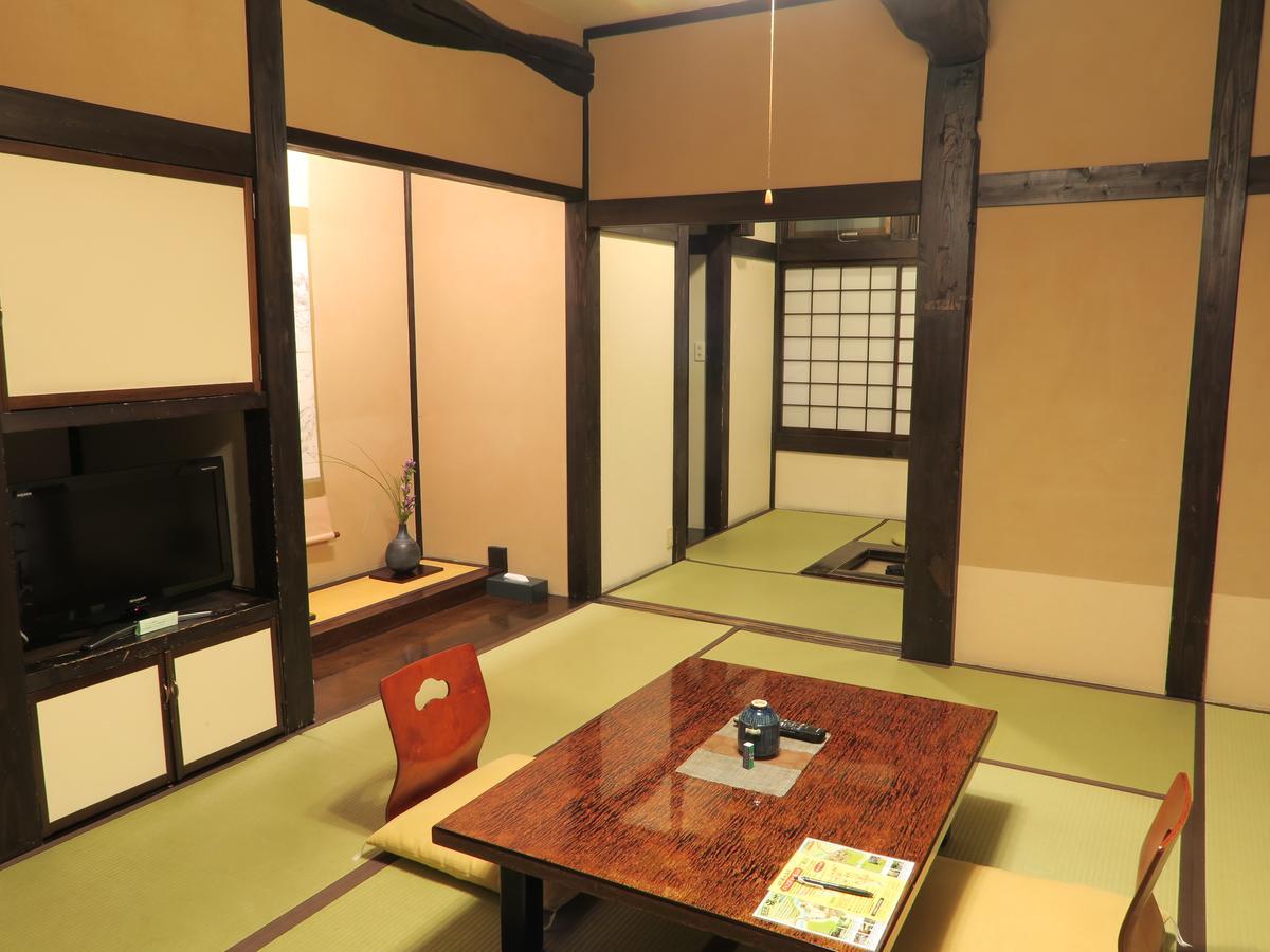 Katsuragi No Sato Hotell Takayama  Exteriör bild